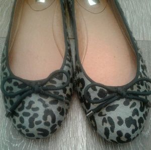 Halogen Flat Shoes Animal Print Flats